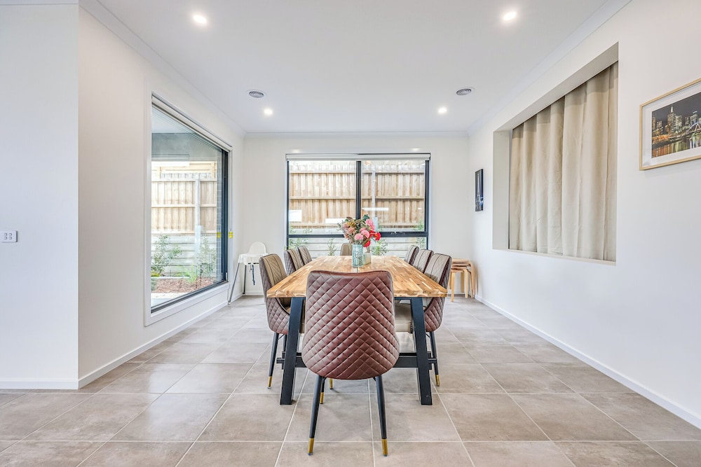 StayAU 5BR Family Getaway GreaterGeelong in Duneed