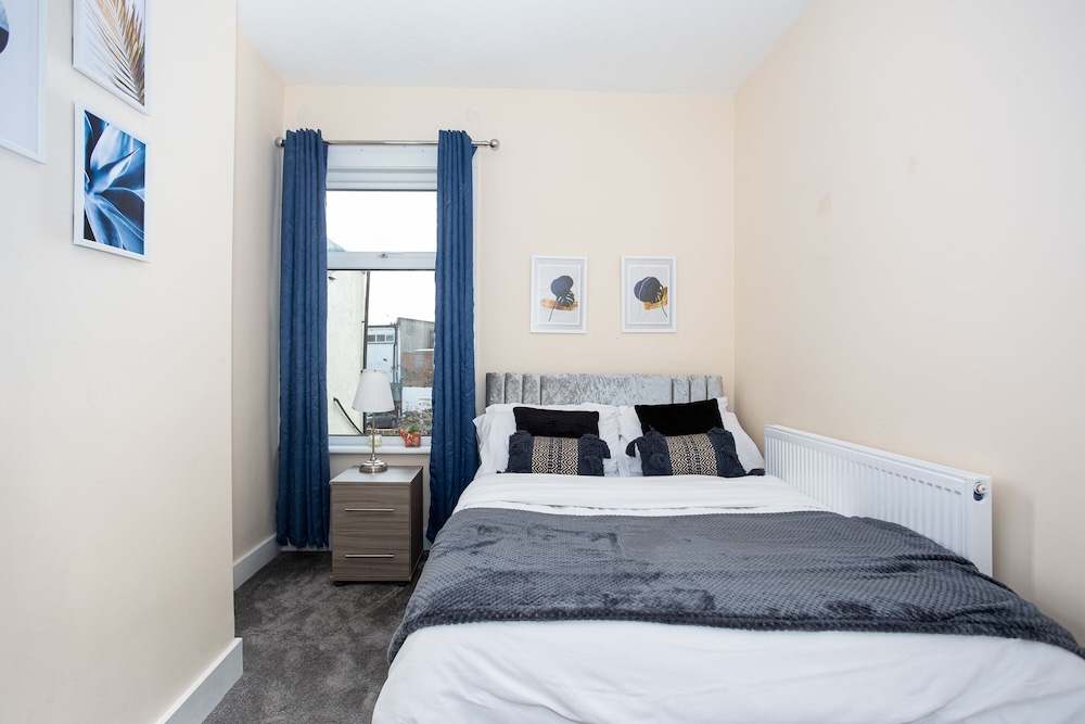 Ivy Villa by Sorted Stay view 5