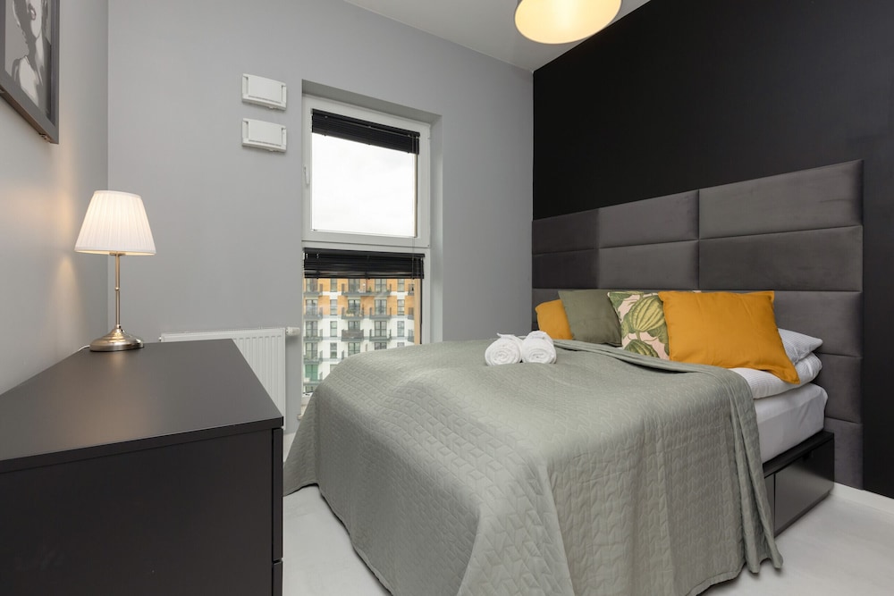 Borsucza Modern Apartment by Renters view 4