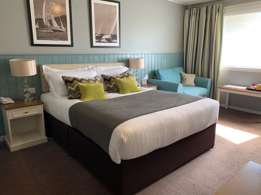 Romsey Vacations - Potters Heron Hotel - Property Image 5