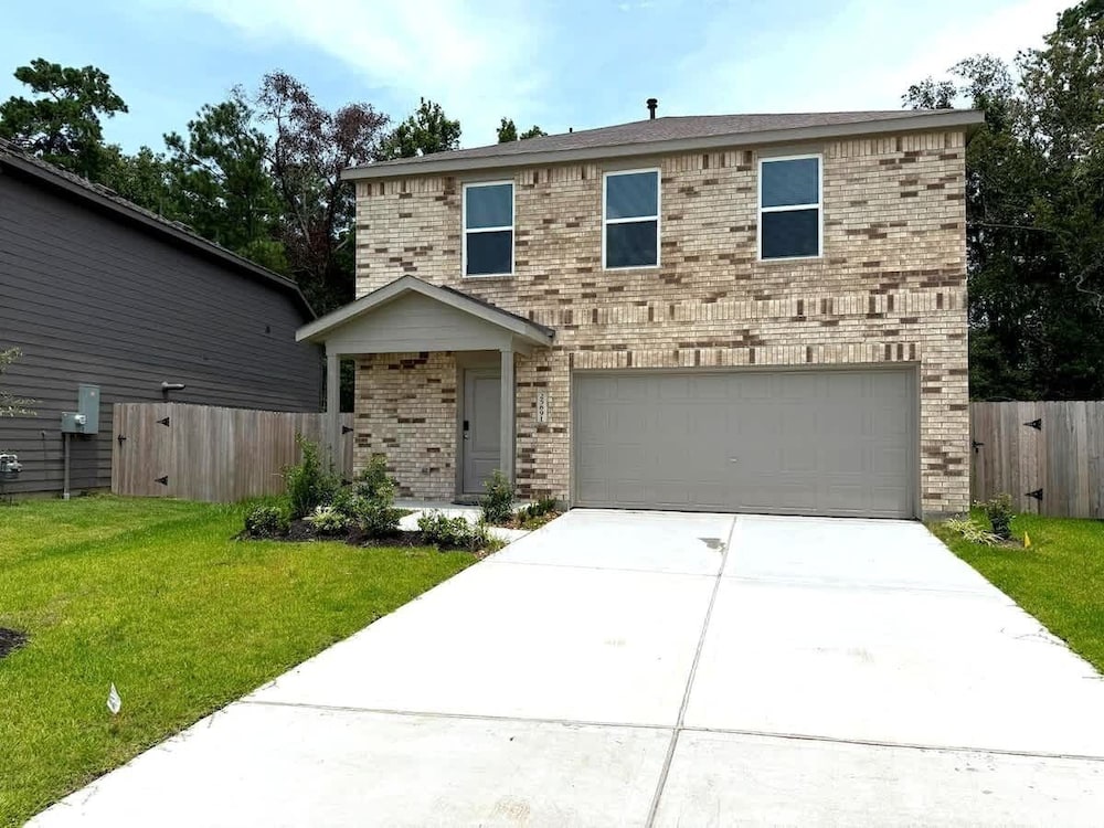 @ Marbella Lane - Tranquil Escape in Texas Pines