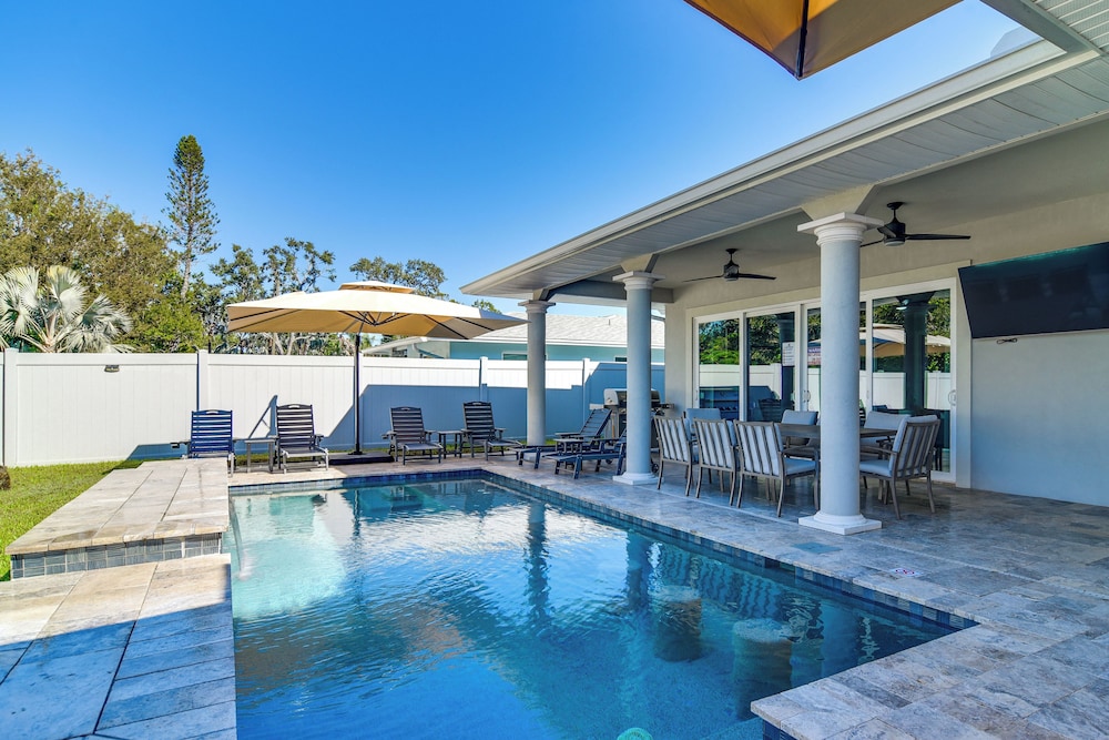 Pool Heat Included! Seminole Getaway w/ Game Room