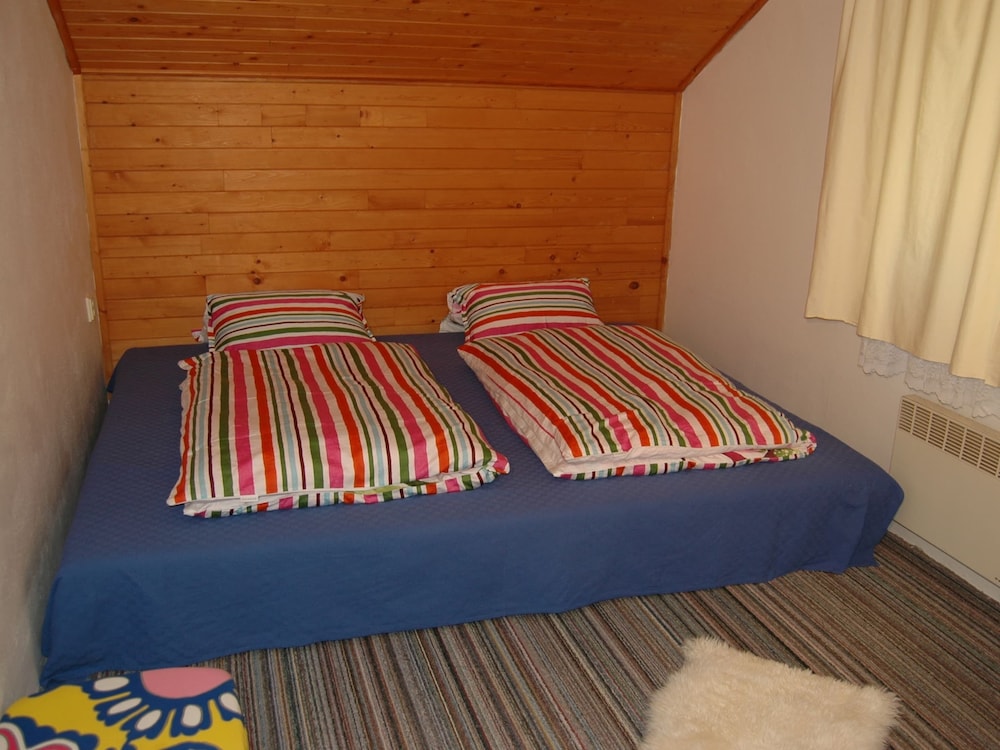 Spacious Cottage in the Giant Mountains, Near the Ski Slopes view 4