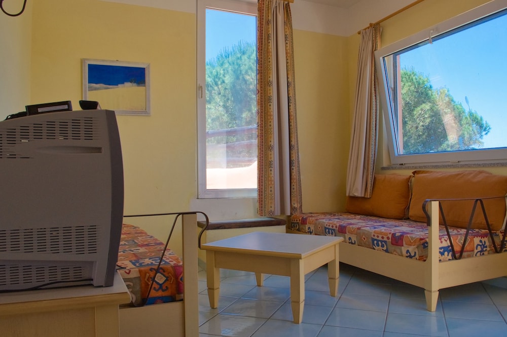 Beautiful Sea View Apartment With Two Lovely Terraces In Rural Sardinia photo 4
