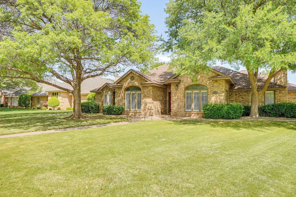 8 Mi to Texas Tech: Home w/ Patio in Lubbock