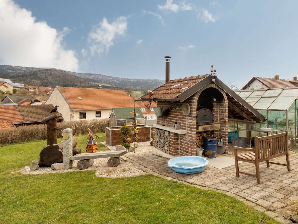Apartment in Gleissenberg With Garden & BBQ