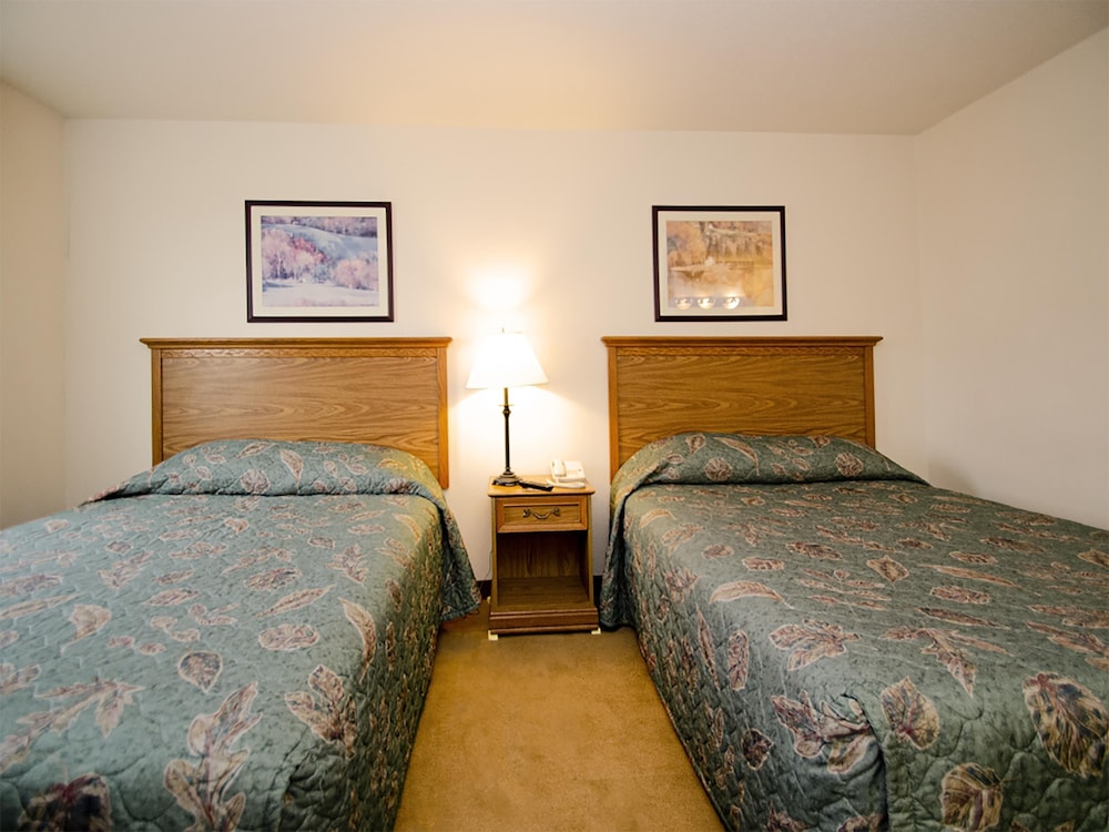 Urbana Inn & Suites view 5