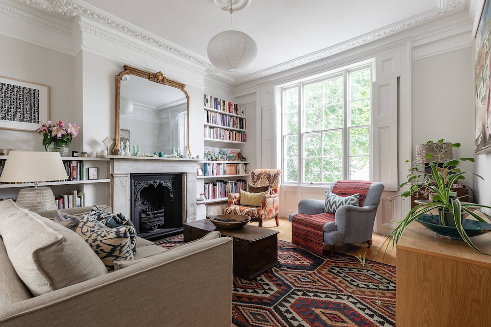 Rochester Road II by Onefinestay