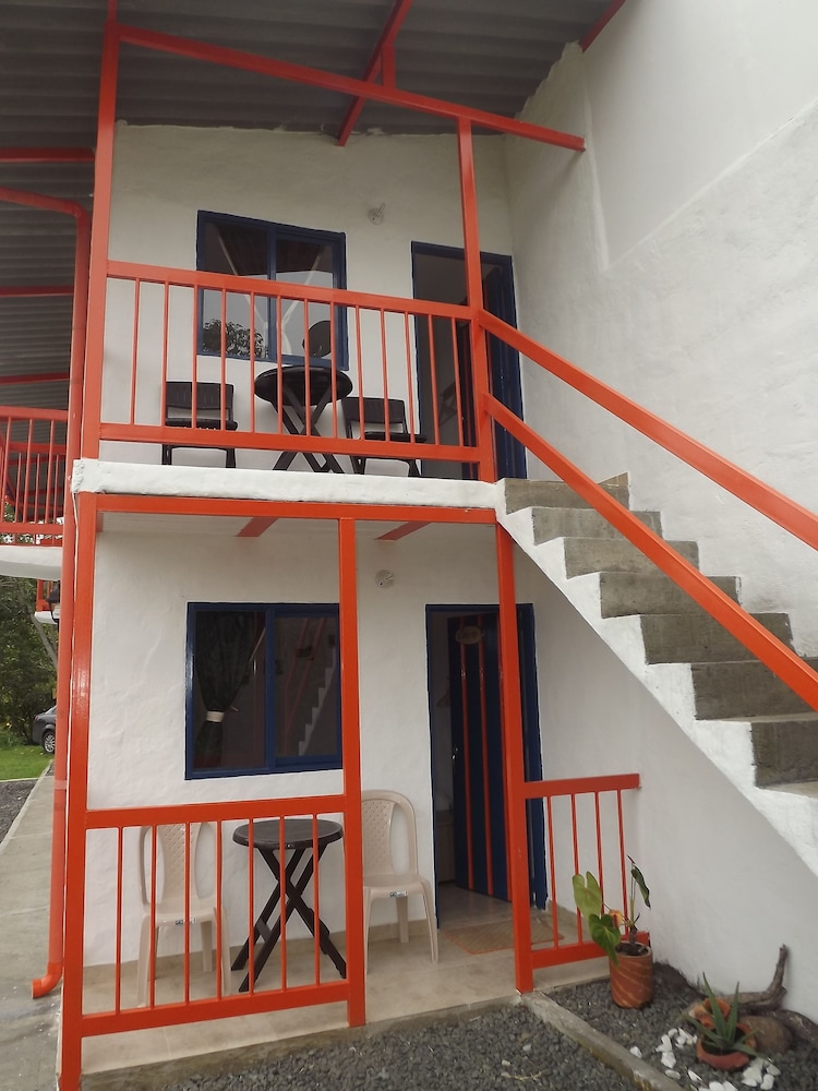 Hostal El Zorzal