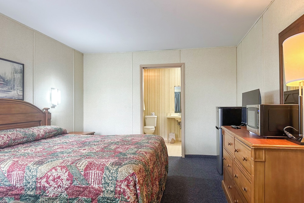 Louisville Inn By Oyo Louisville Municipal Airport