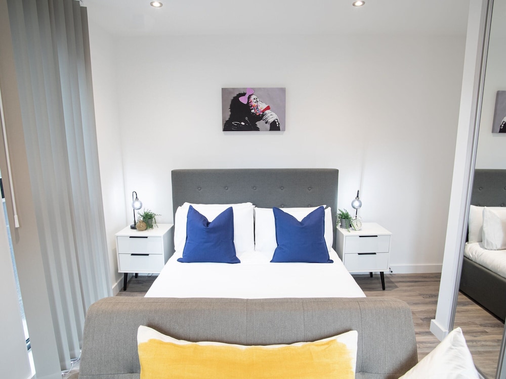Kelham Island Studio Apartment by Belvilla view 5