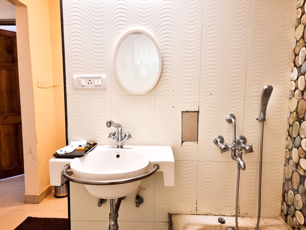 Close2c Holiday Home By Eleet Hotels view 2