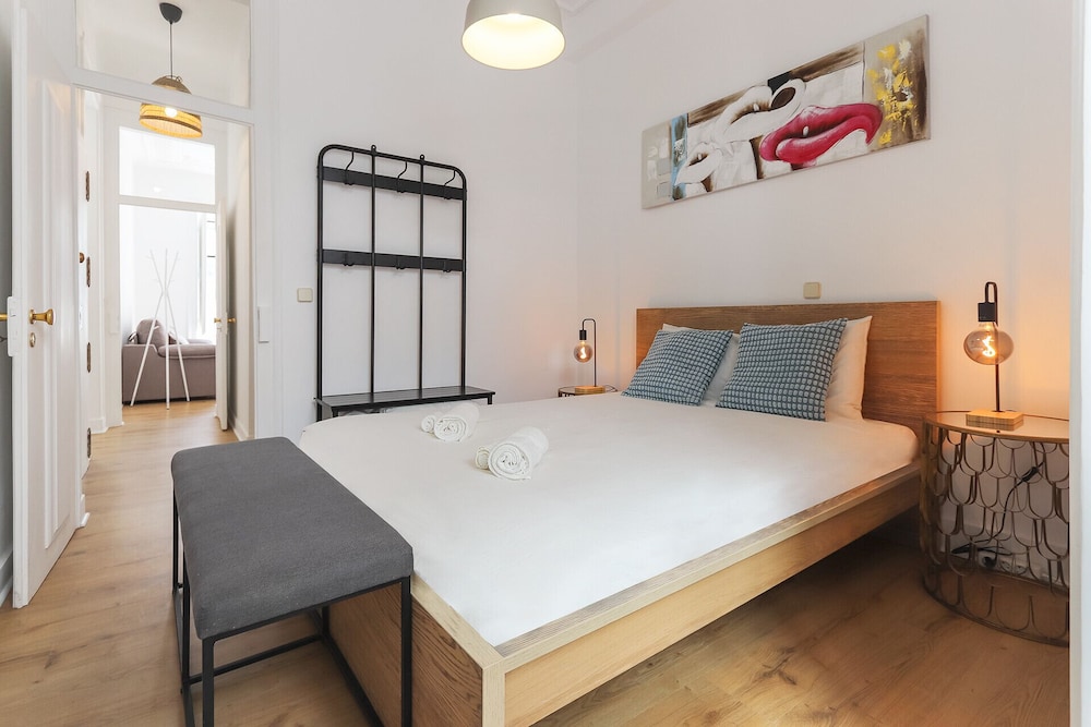 Downtown Design by Homing view 2