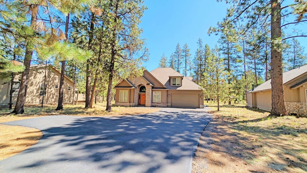 Poplar 16 5 Bedroom Home