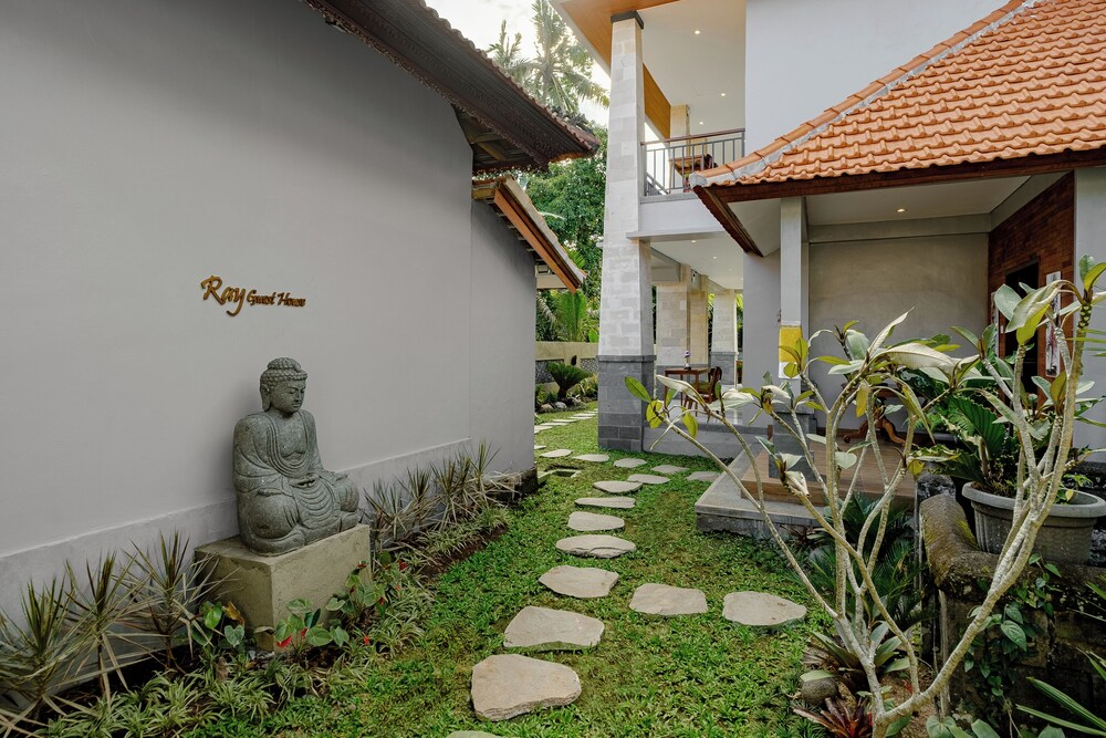 Ray Guest House