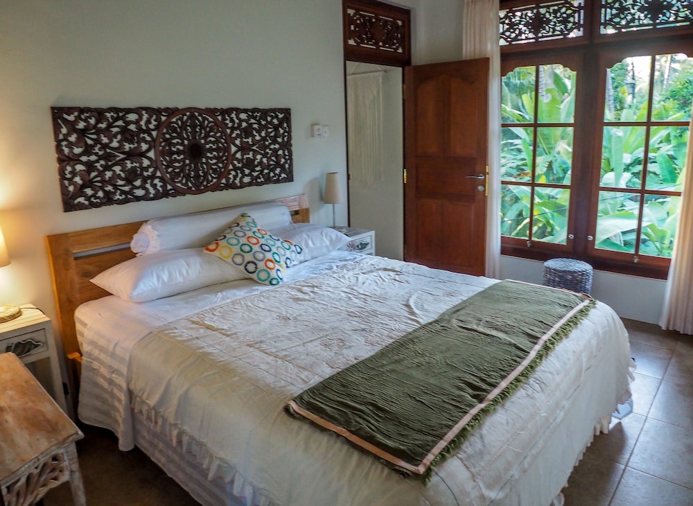 Devi's Place Tejakula