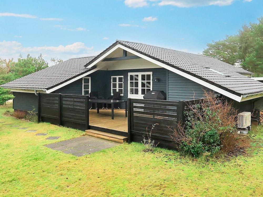 7 Person Holiday Home in Hals