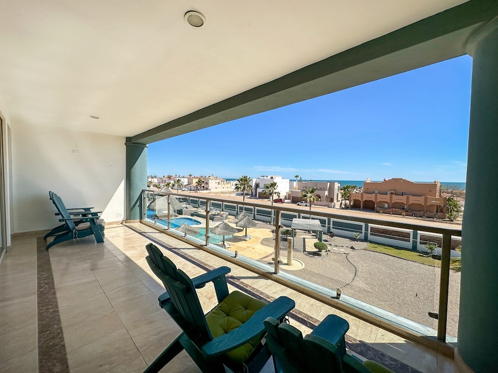 Amazing Location Close to it all Great Price