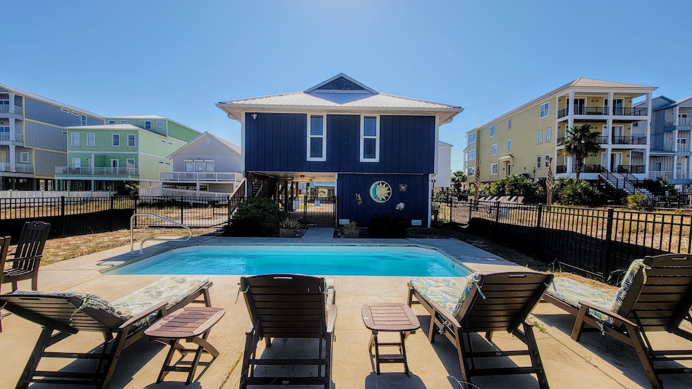 Beach Home With Private Pool & Beach Access- Sleeps 4