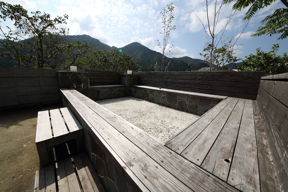 Shiso House