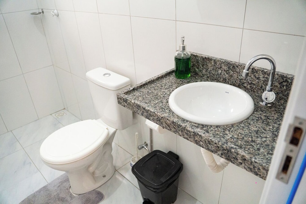 Casa Pet Friendly c Churrasqueira e Terra o