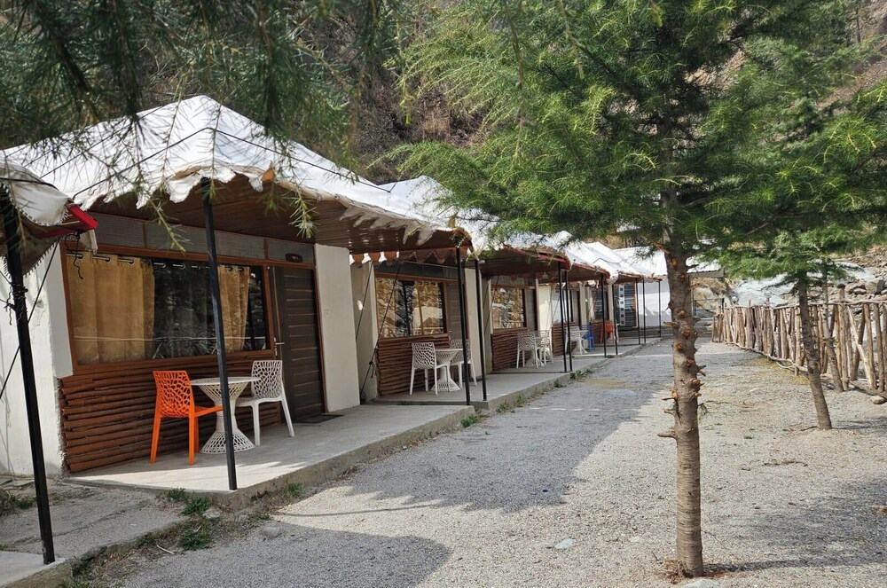 Kasol Heights A Leisure Resort