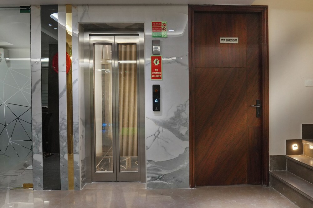 Hotel Mountain Bliss new delhi