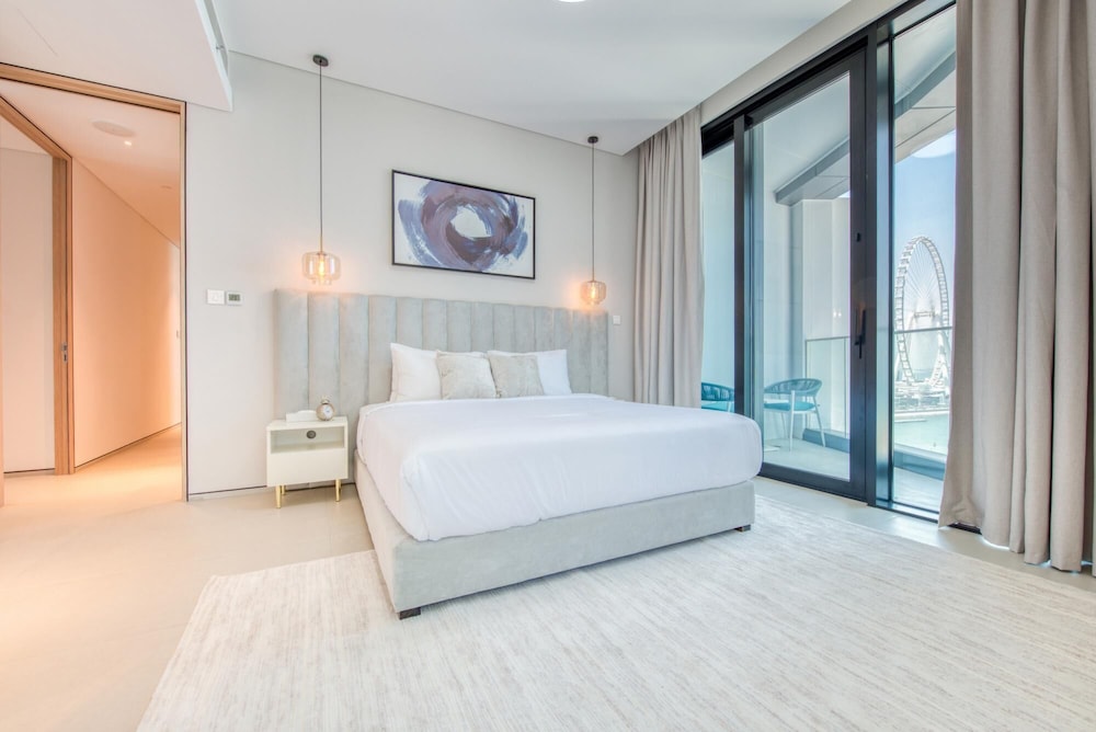 Luxury Sea View 3BR Maid Apt at the Address JBR