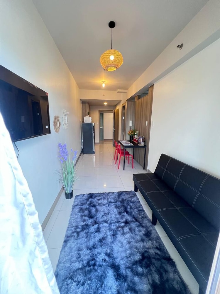 COAST RESIDENCES