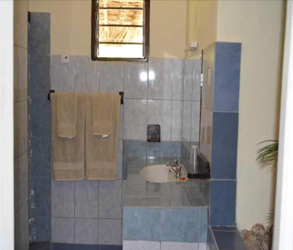 Kinondo Poa Resort