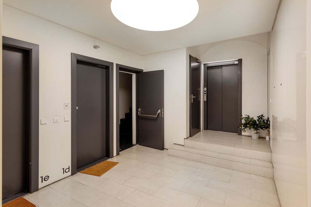Trendy Chiado Flat