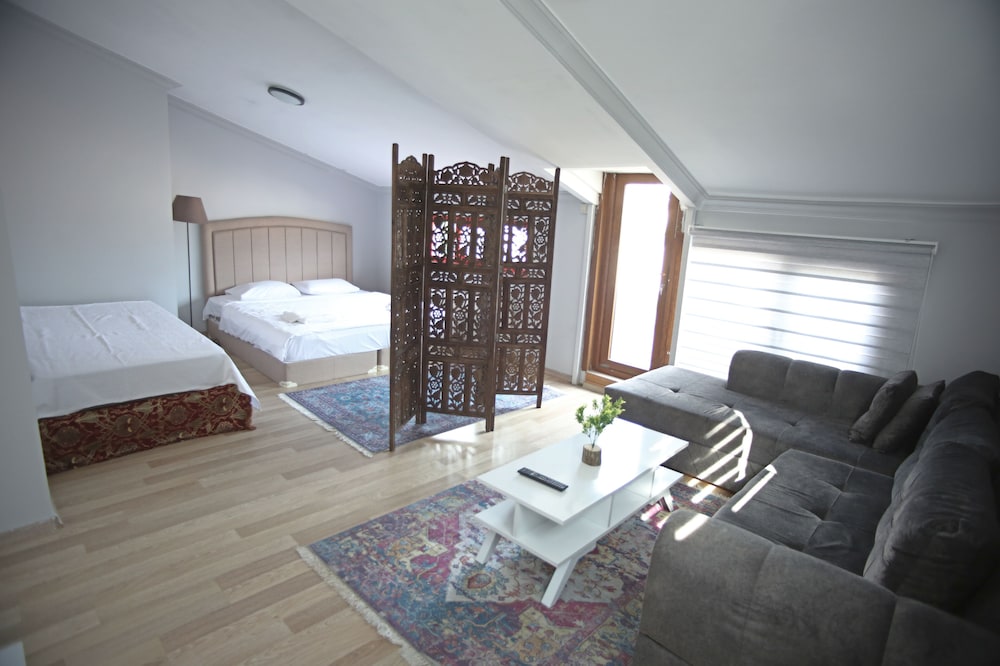 Karakoy VAV Suites