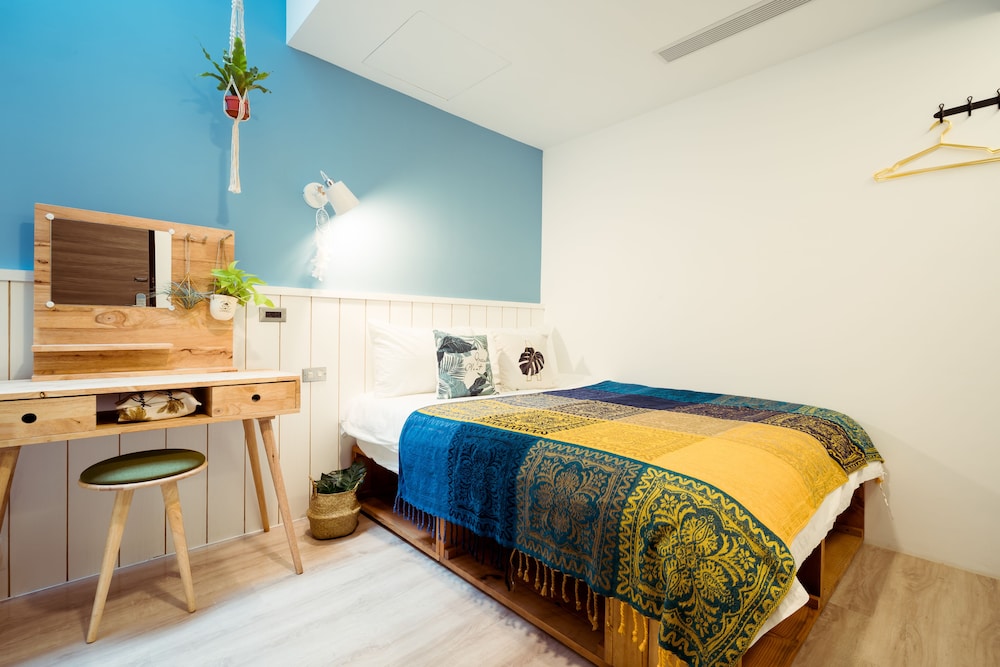 A Room Time