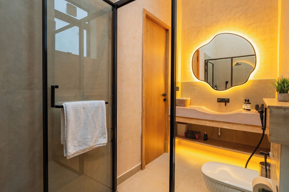 ELIVAAS Ekam | Luxe 4 BHK Villa With Pvt Pool & Patio