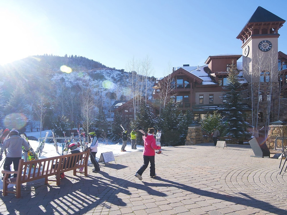 Edwards Vacations - Arrowhead Village Condo - 206 Seasons Lodge - Property Image 1