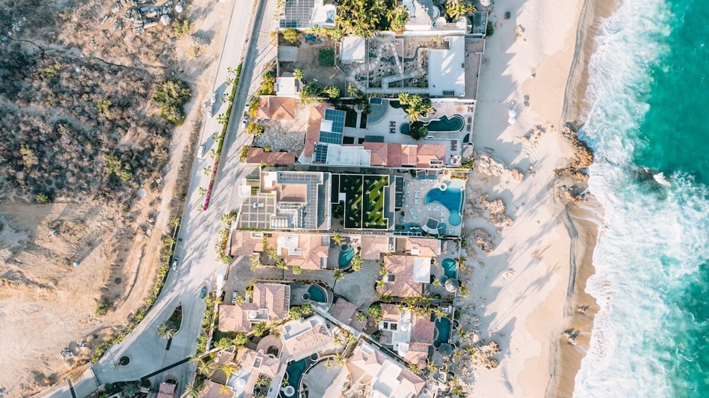 Oceanview Residence With World Class Amenities