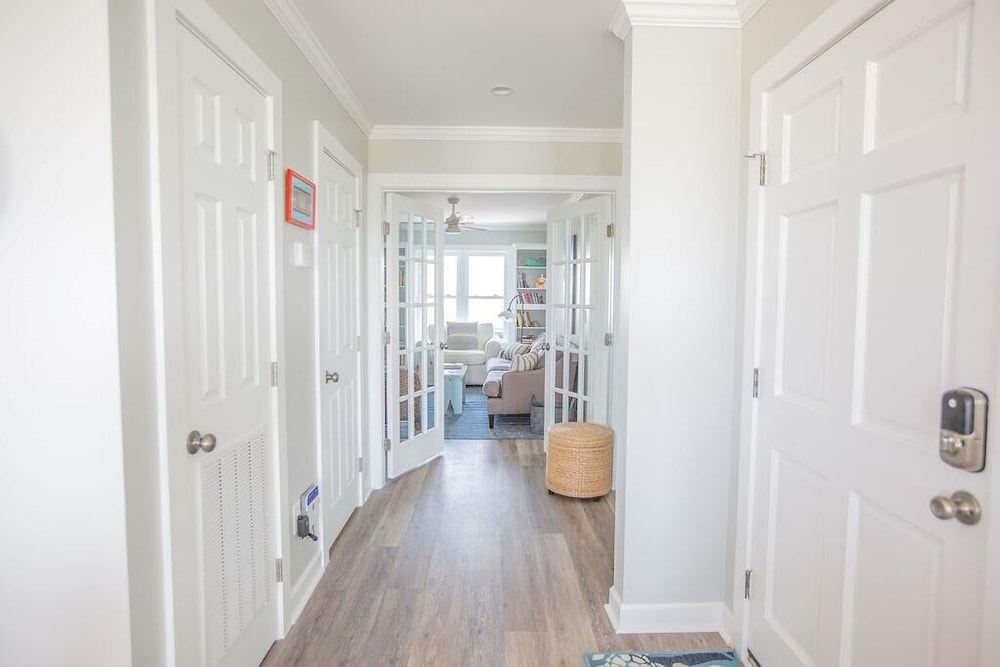 Three Girls 5 Bedroom Home by RedAwning