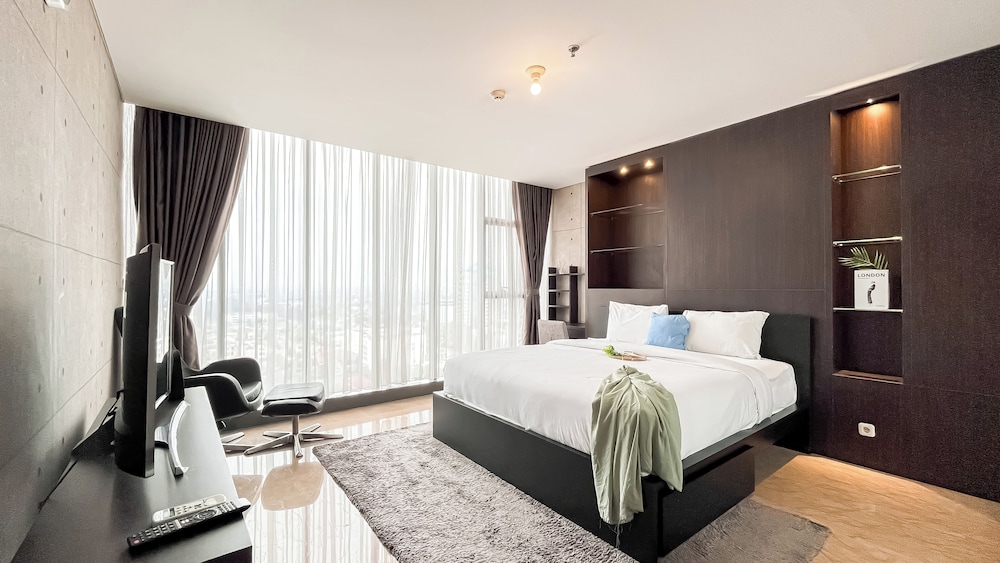 Well Designed 1BR Apartment L'Avenue Pancoran