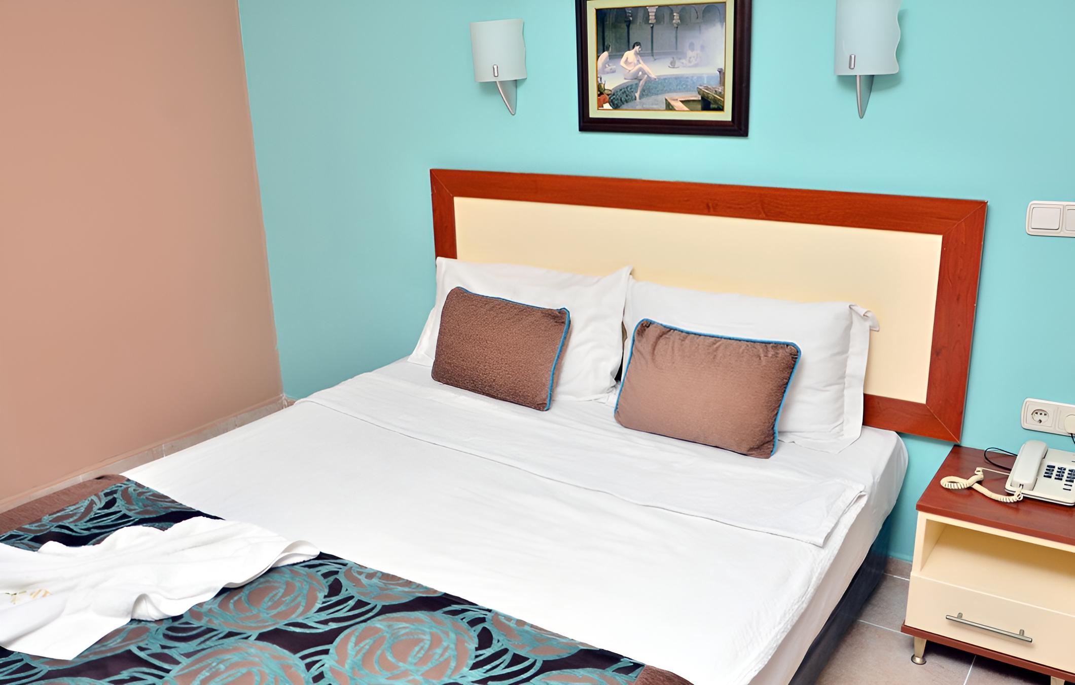 Cekmen Hotel