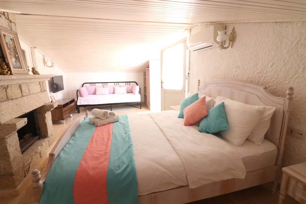 Galya Otel Alacati - Image 35