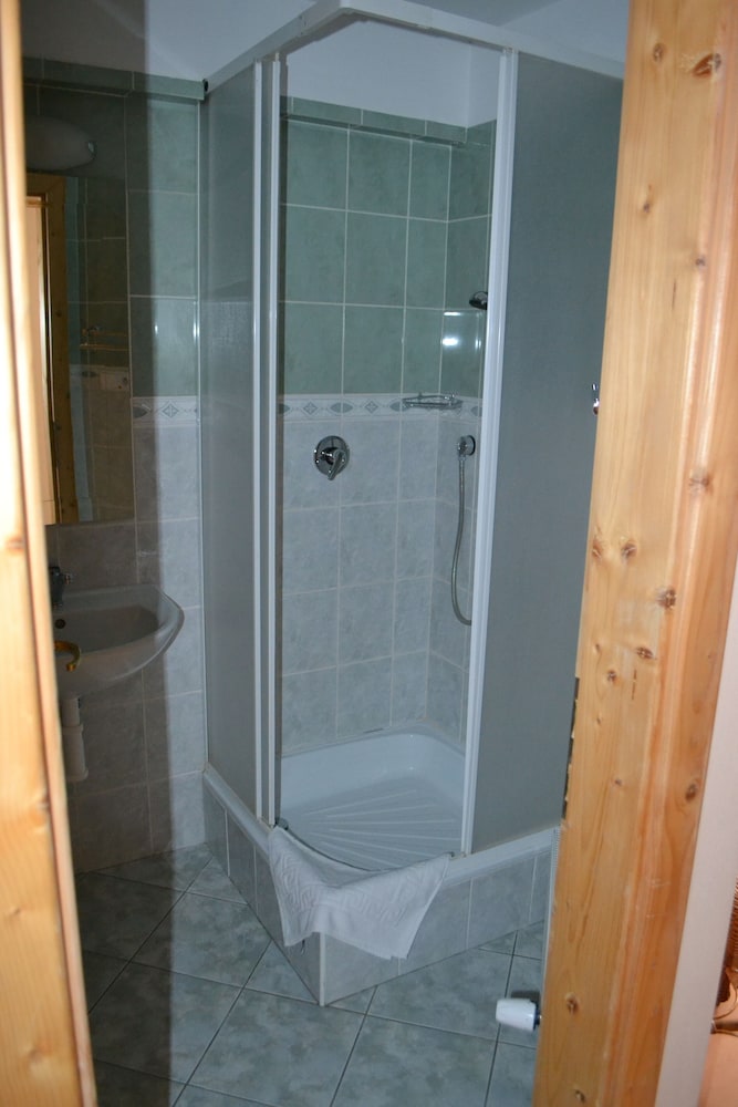 Photo 24