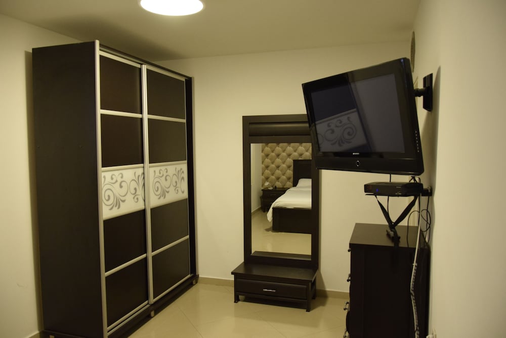 La Palmora Suites
