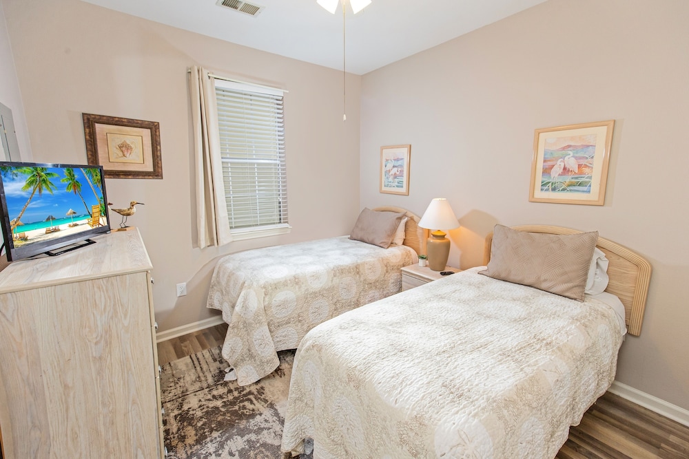 Fairways 8d 2 Bedroom Condo