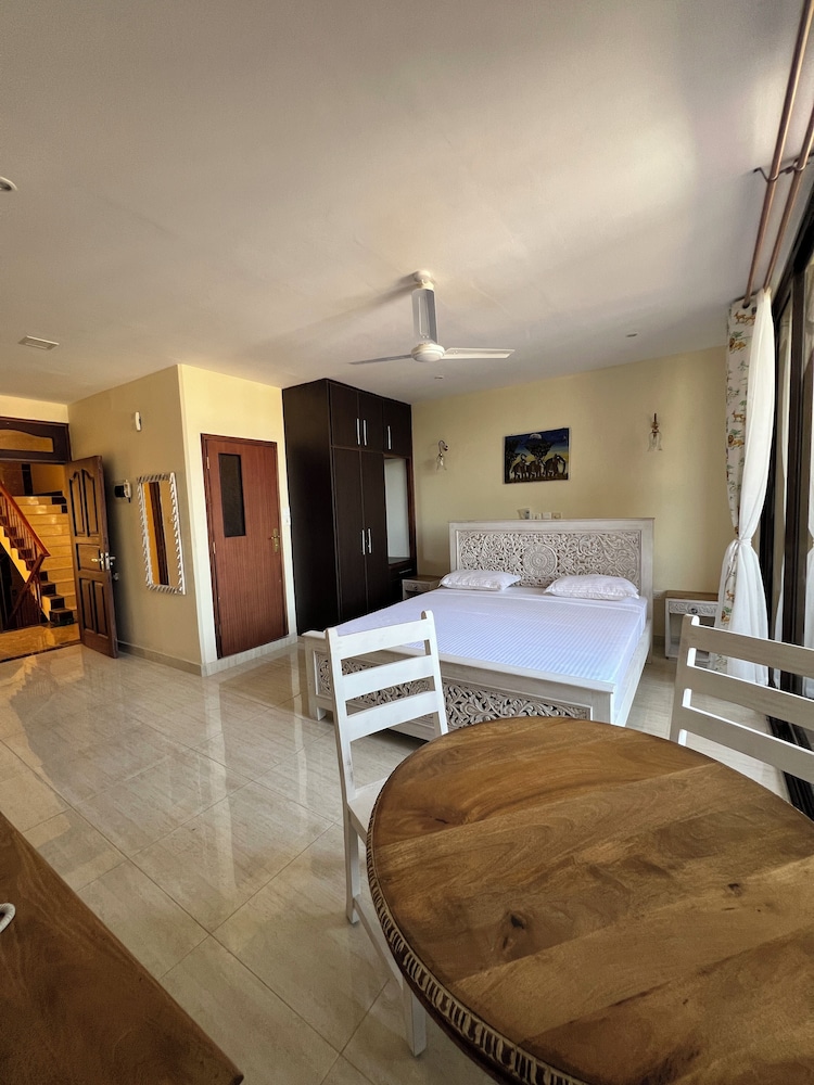 Mulla Apartments