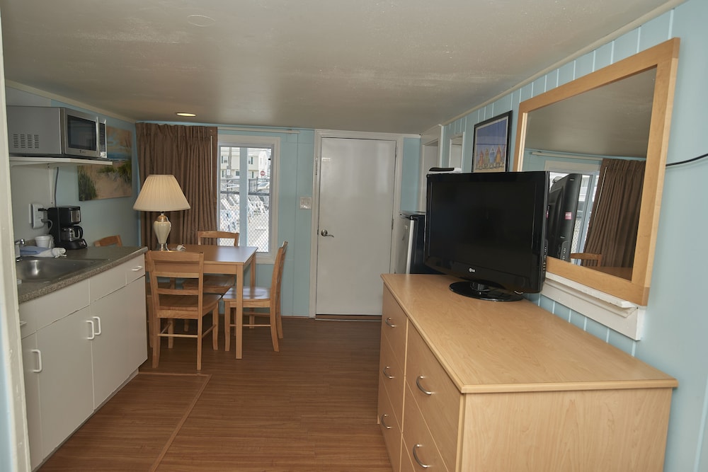 Marguerite Motel