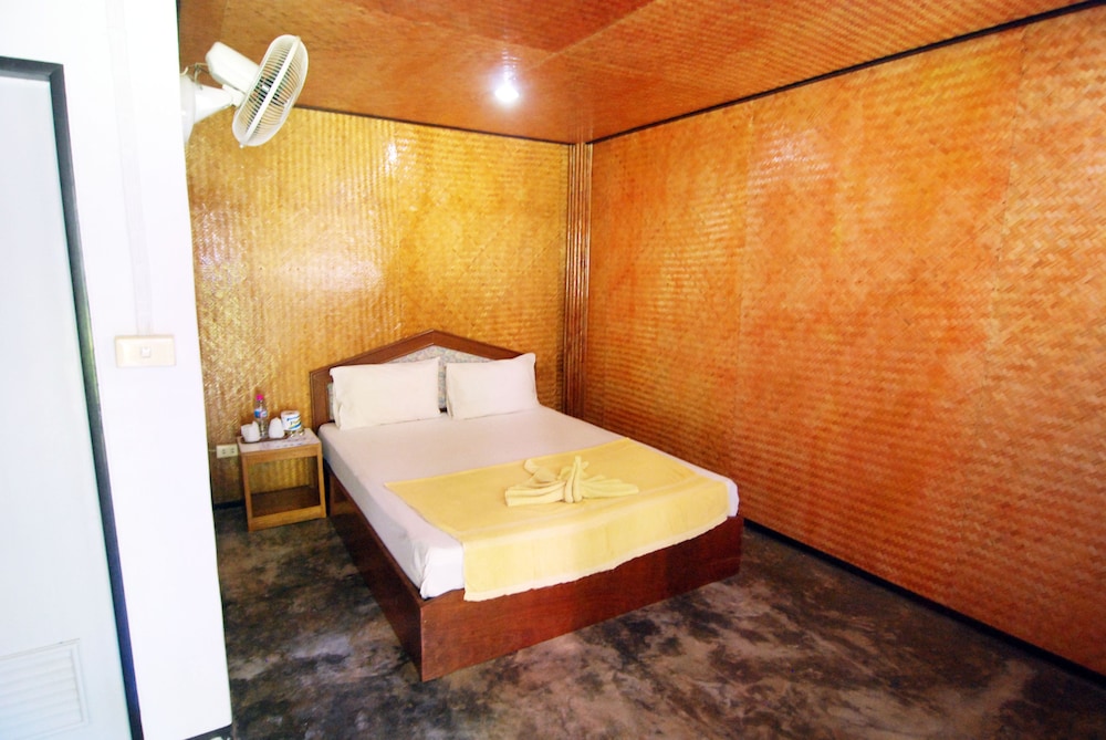 Lanta Coral Beach Resort