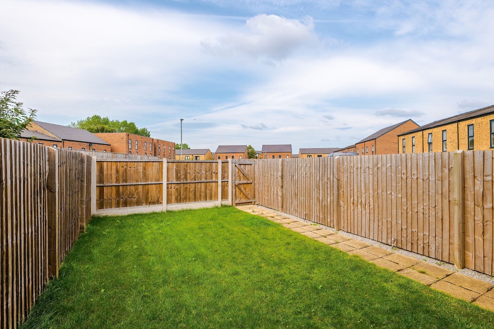 Luxury 2br in Salford, Slps 6, Wifi, Parking & ps5