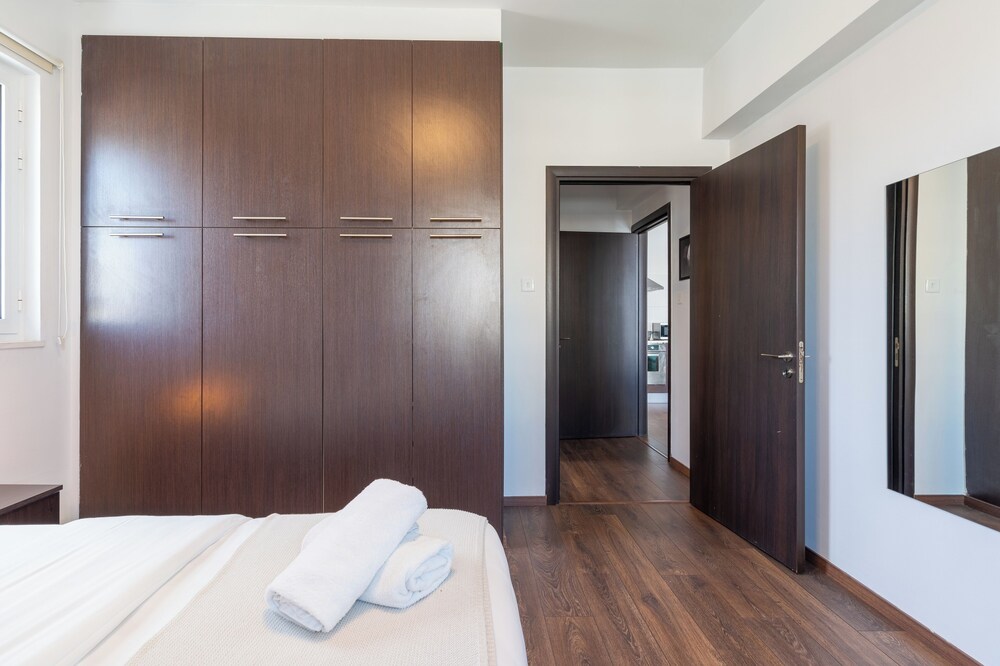 Harbor Apartments in Larnaca