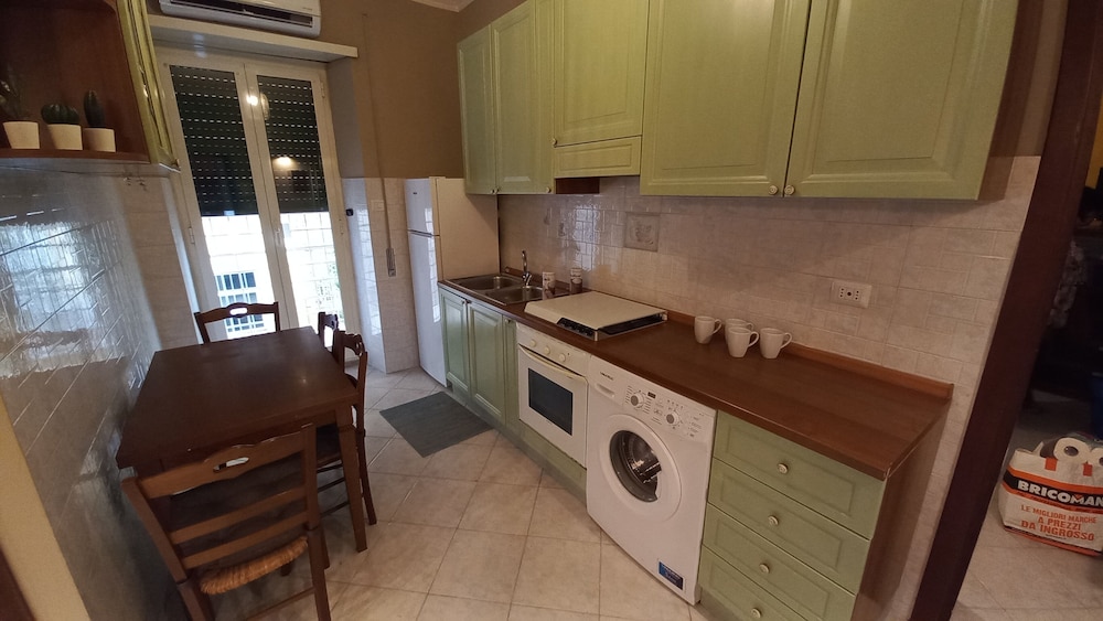 Studio Near Alessandrino Metro C