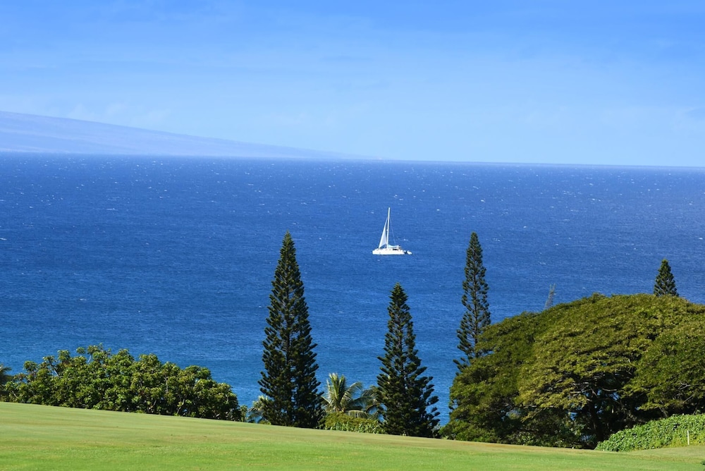 Kapalua Ridge Villas by KBM